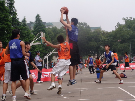 斯台普斯中