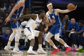 在比赛期间 在比赛期间